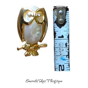 Vintage Marvella Gold Tone Pearl Jelly Belly and Rhinestone Owl Brooch free ship